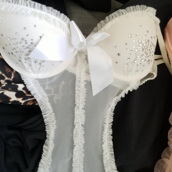 Victoria's Secret 2 pc new lot sz 36b - Picture 3 of 4